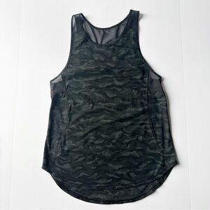 Lululemon Sculpt II Tank Top in camo deep coal multi size 4